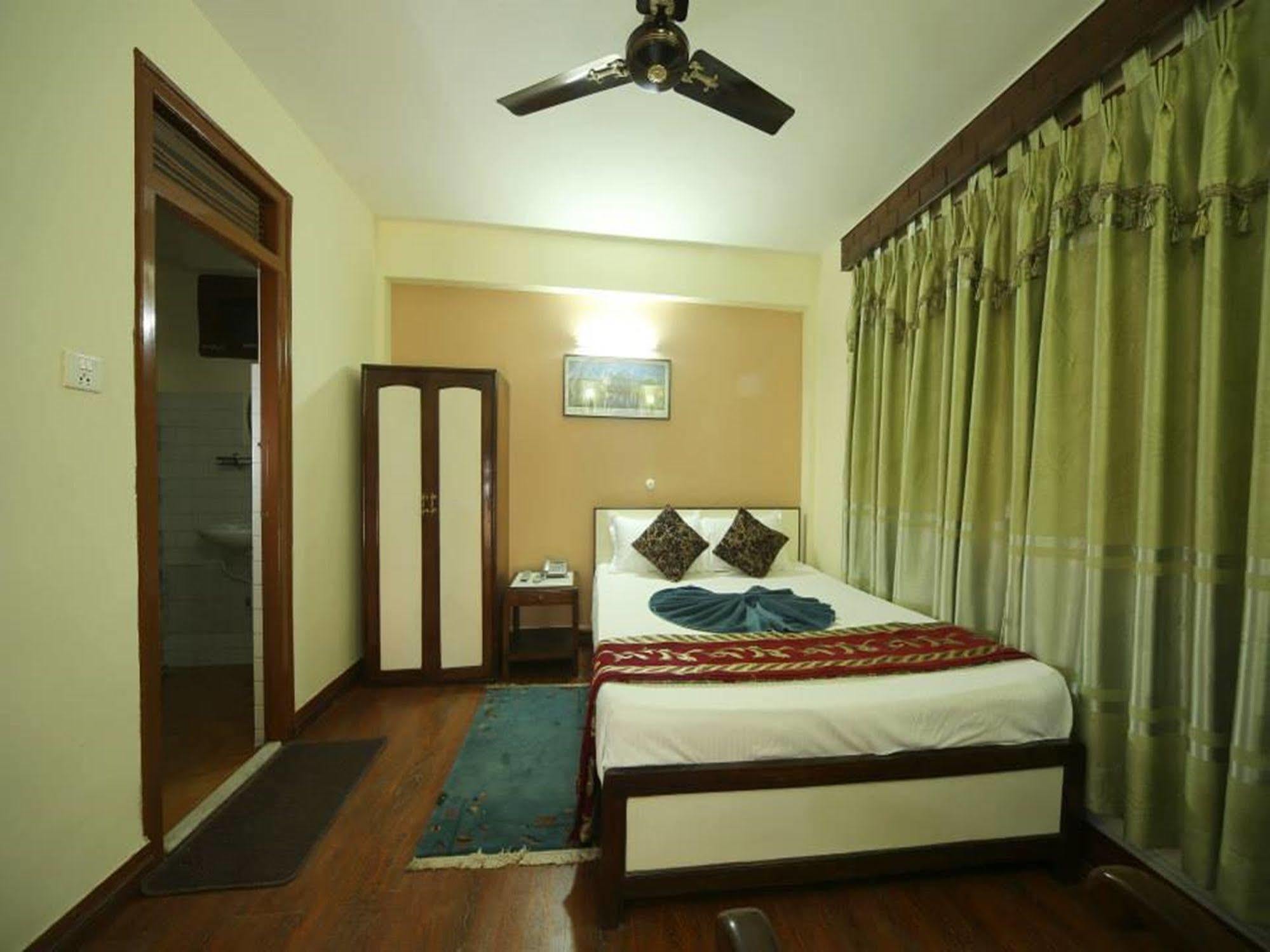 Hotel Pleasure Home Katmandu Eksteriør bilde