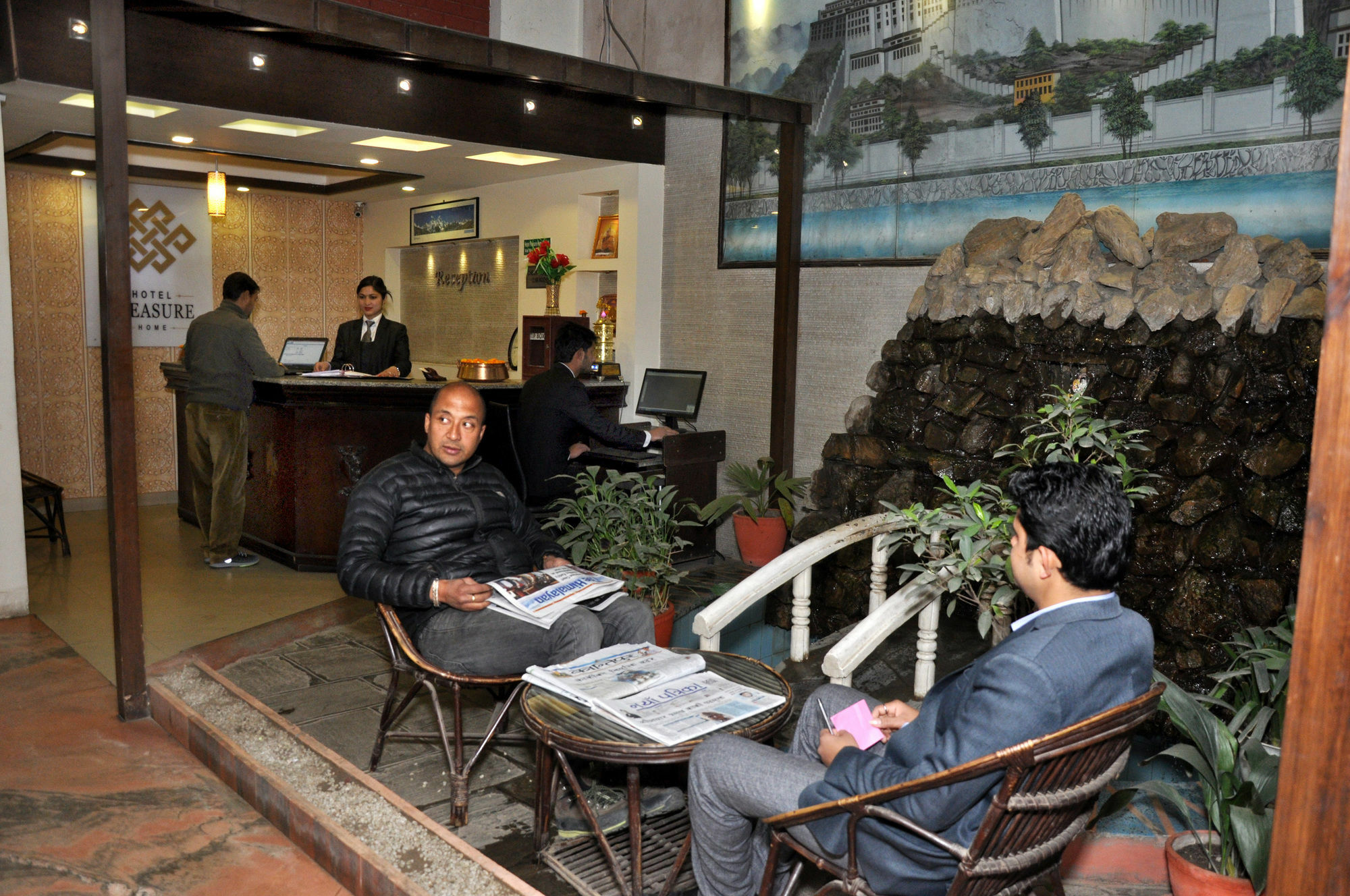 Hotel Pleasure Home Katmandu Eksteriør bilde