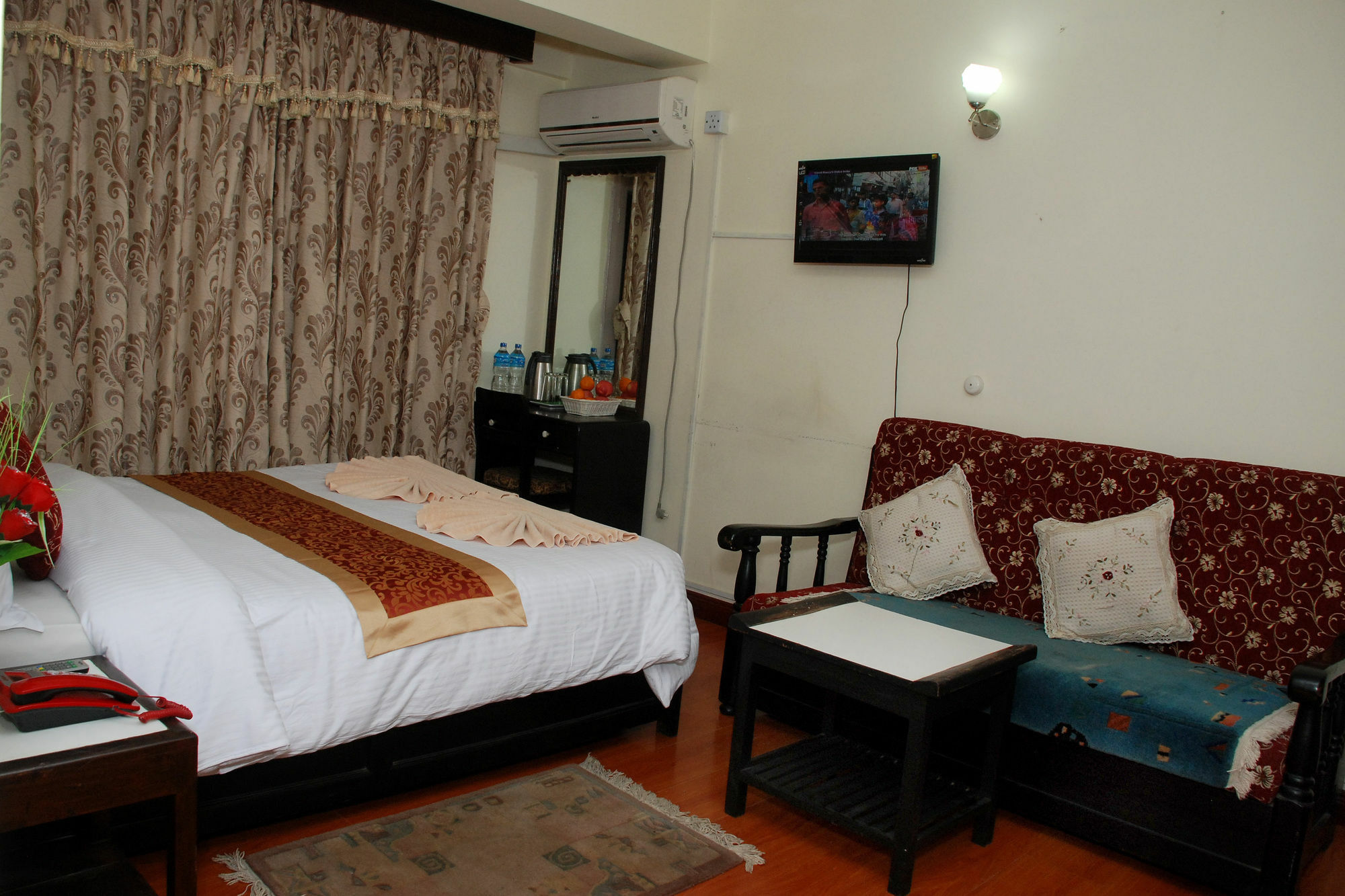 Hotel Pleasure Home Katmandu Eksteriør bilde